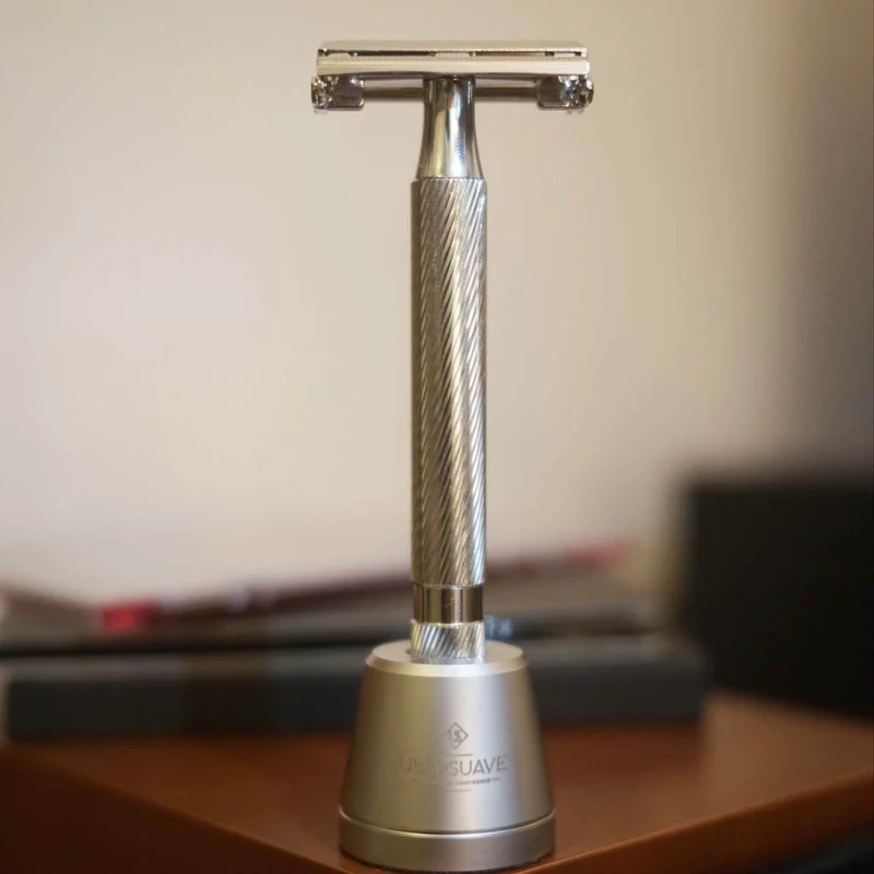 Ubershave Razor Island Stand 直立剃刀座( 銀/ 黑）