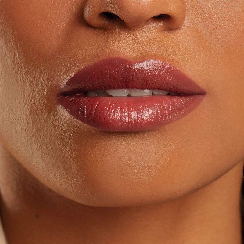 Labial cremoso acido poliglutamico Make B.