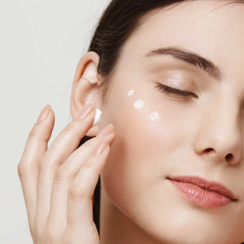 Contorno de Ojos Botik Hialurónico + Cafeína para Arrugas Profundas – 15g
