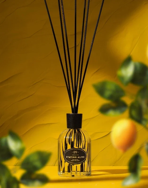 AROMATIC 89 Reed Diffuser "Staying Alive," 250 ml (Retro Collection)