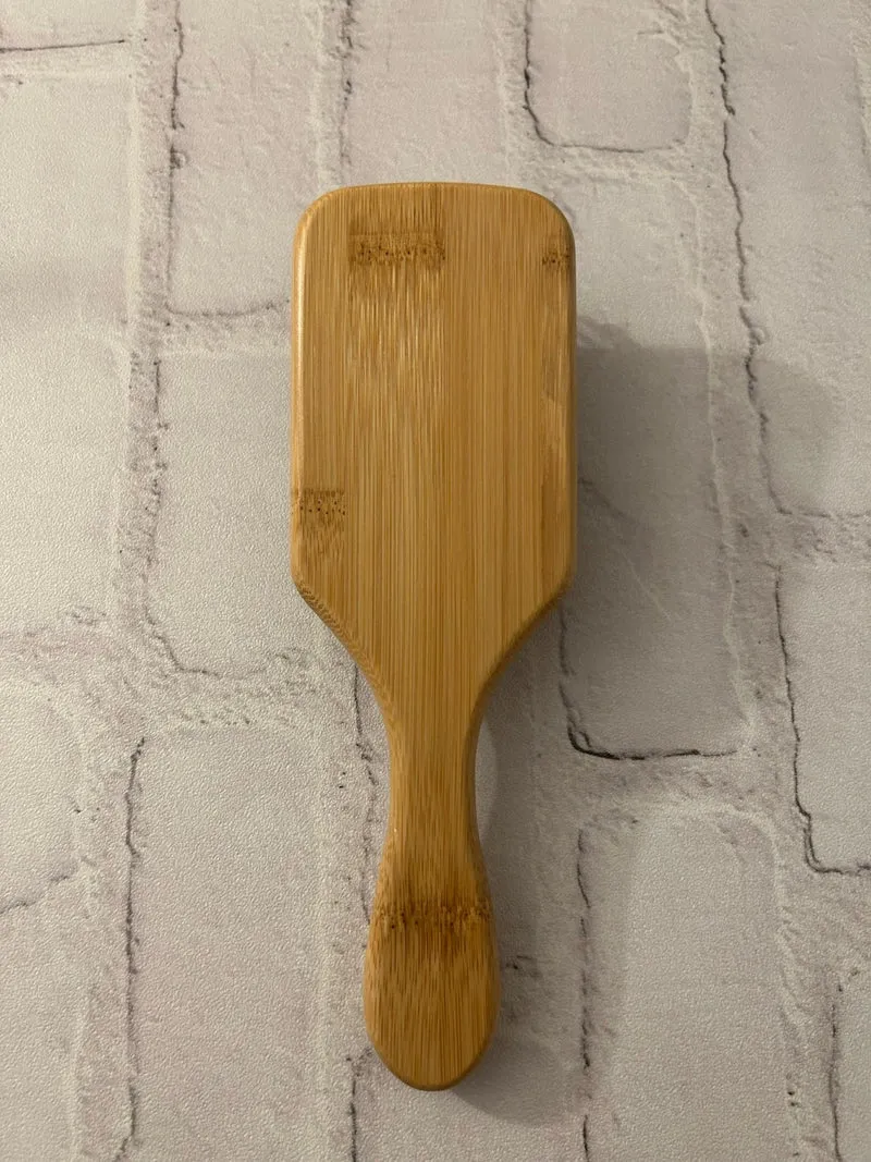 Cepillo de cabello de bambú