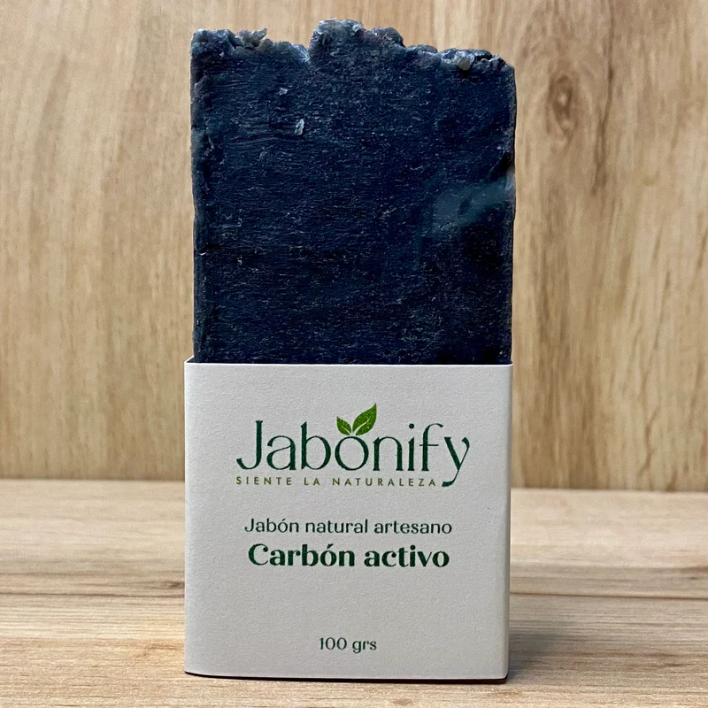 Jabón de carbón activo