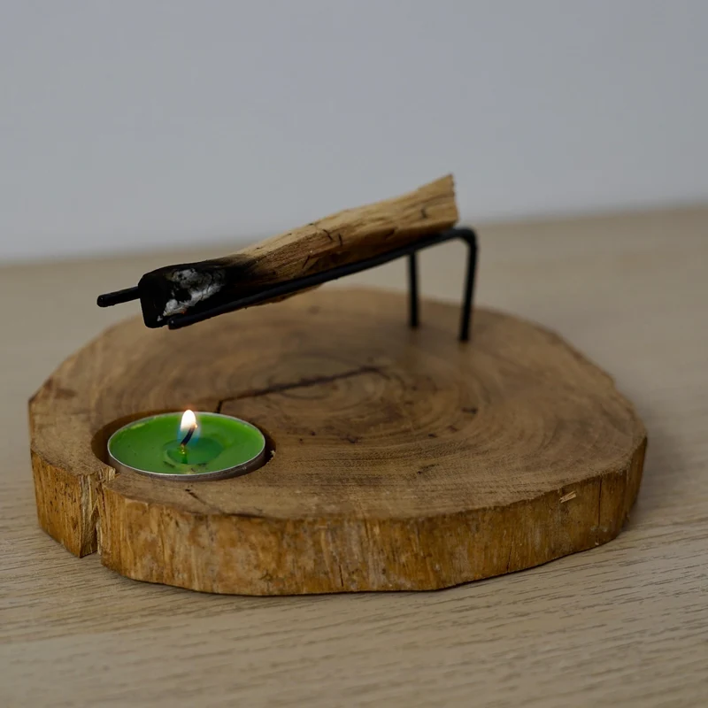 Quemador palo santo