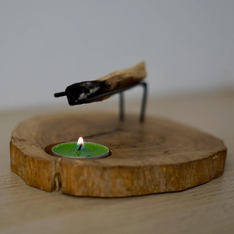 Quemador palo santo