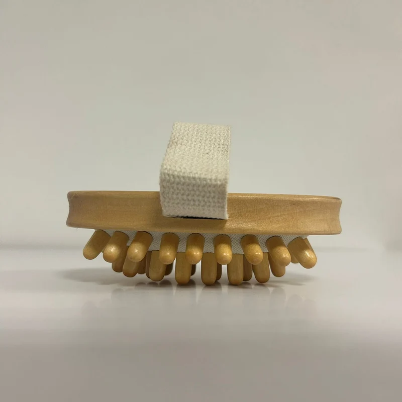 Cepillo anticelulítico de madera natural