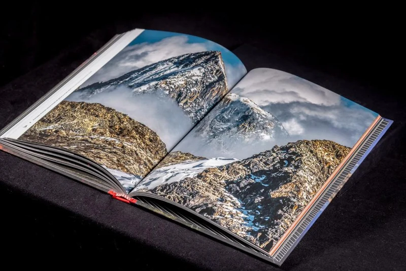 Libro Cumbres Blancas