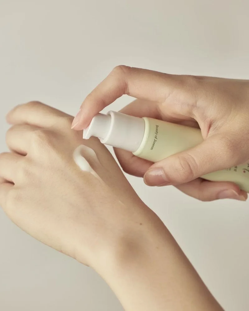 Light On Serum : Centella + Vitamin C