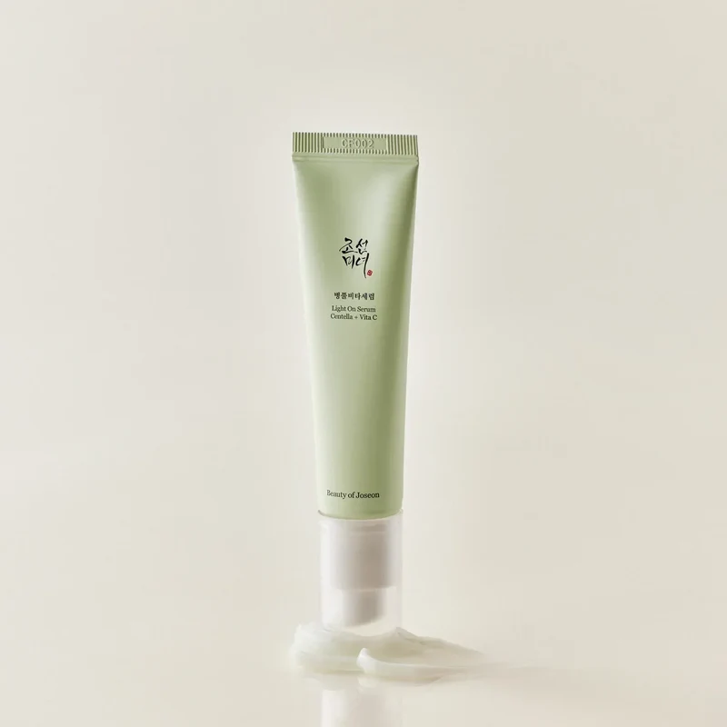 Light On Serum : Centella + Vitamin C